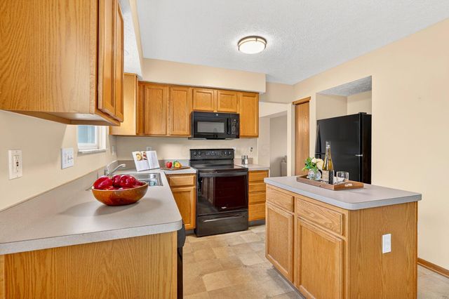 6495 Saylor Street, Canal Winchester, OH 43110