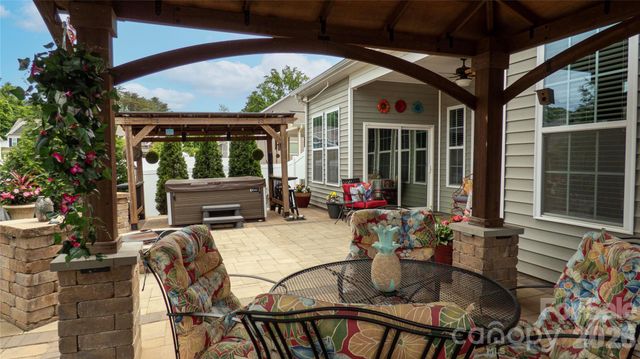 2226 Silver Pine Street, Concord, NC 28027
