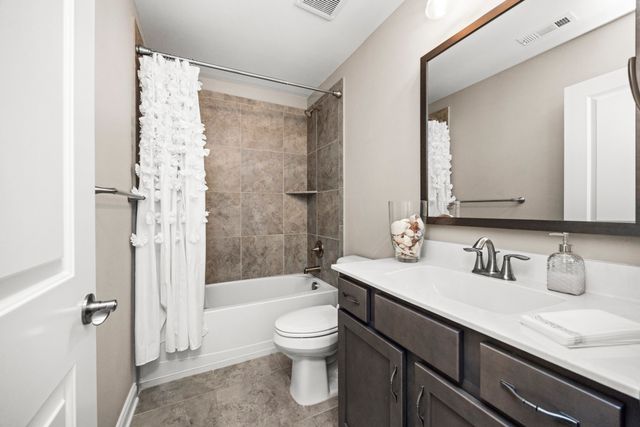 928 Vinings Blvd, Gallatin, TN 37066