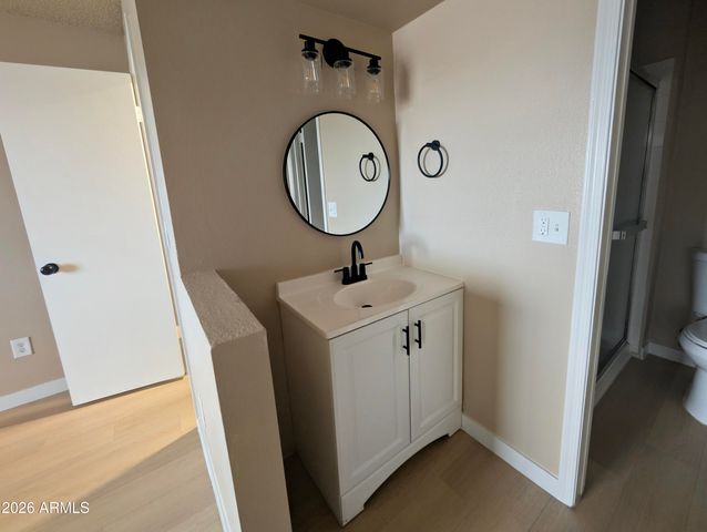 533 W GUADALUPE Road 2016, Mesa, AZ 85210