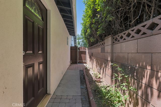 23350 Vanowen Street, West Hills, CA 91307