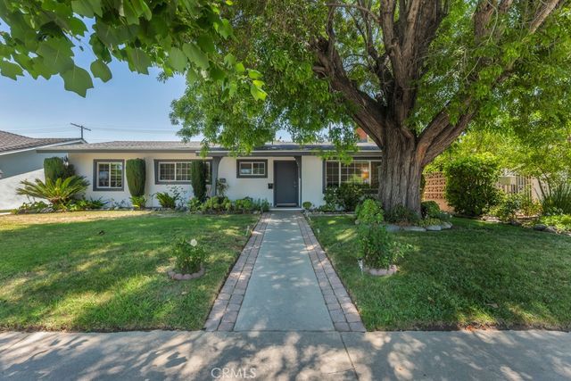 23350 Vanowen Street, West Hills, CA 91307