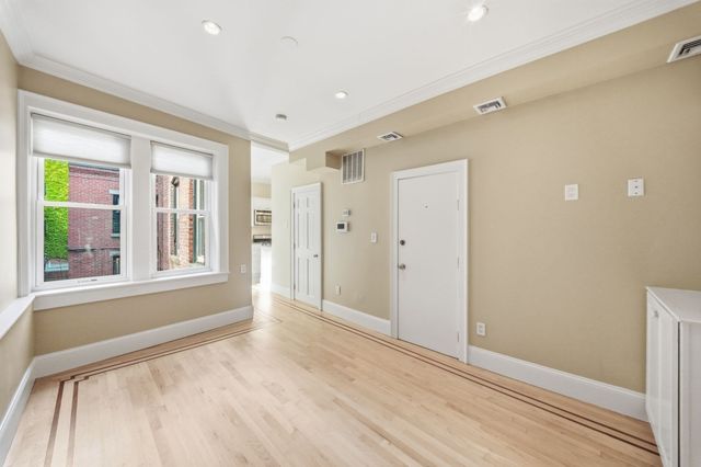 53 Garden St 4, Boston, MA 02114