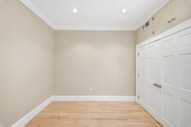 53 Garden St 4, Boston, MA 02114