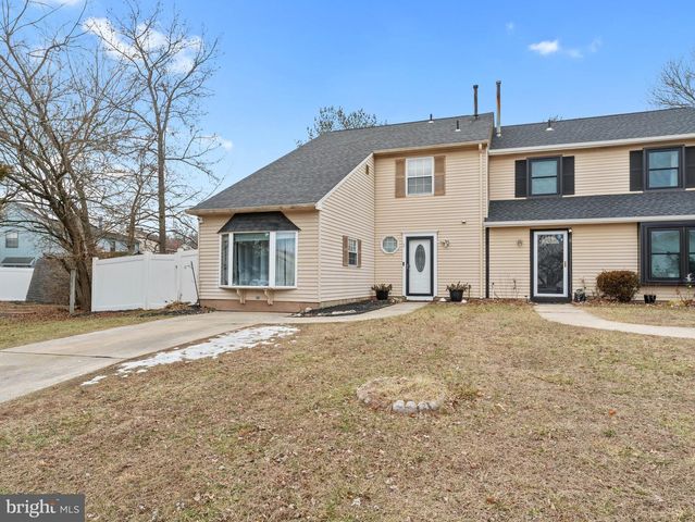 3 HEWITT LN, Sicklerville, NJ 08081