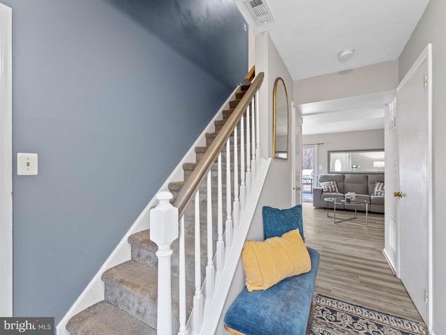 3 HEWITT LN, Sicklerville, NJ 08081