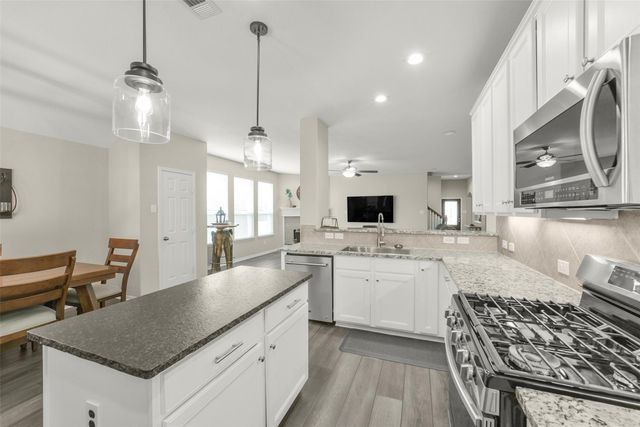 6302 Bain Drive, Missouri City, TX 77459