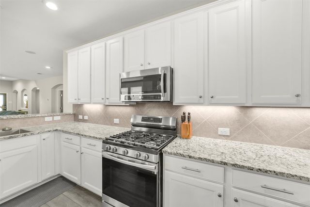 6302 Bain Drive, Missouri City, TX 77459