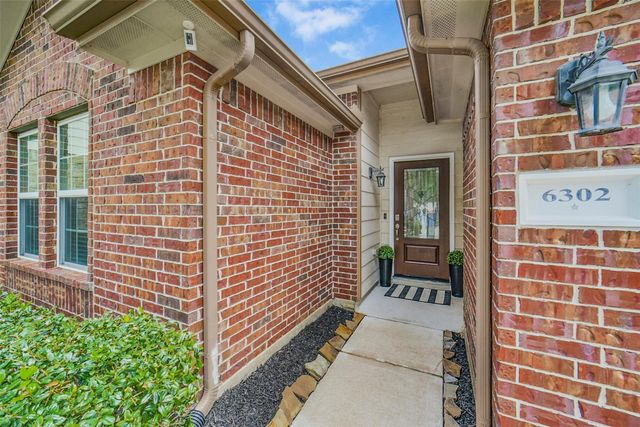 6302 Bain Drive, Missouri City, TX 77459