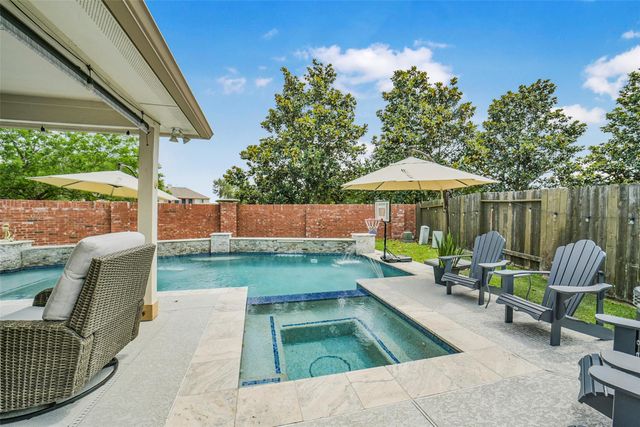 6302 Bain Drive, Missouri City, TX 77459