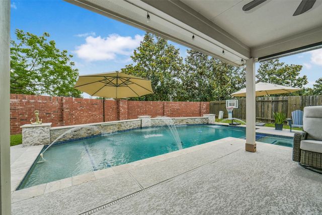 6302 Bain Drive, Missouri City, TX 77459
