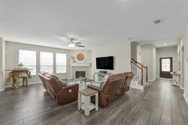 6302 Bain Drive, Missouri City, TX 77459
