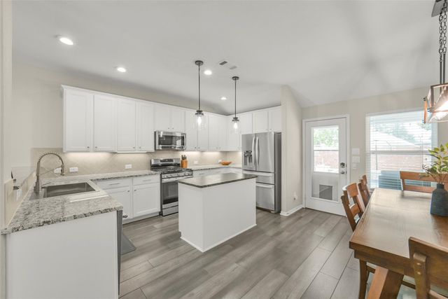 6302 Bain Drive, Missouri City, TX 77459