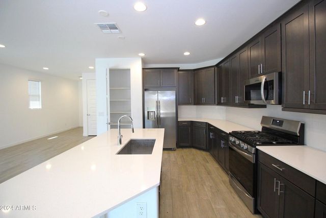 1649 W La Mirada Drive, Phoenix, AZ 85041