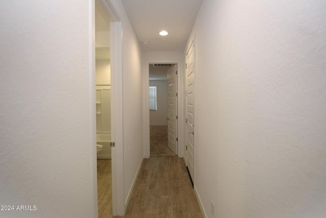 1649 W La Mirada Drive, Phoenix, AZ 85041