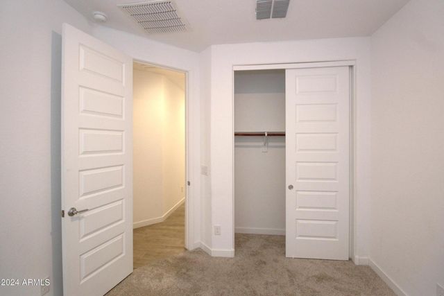 1649 W La Mirada Drive, Phoenix, AZ 85041