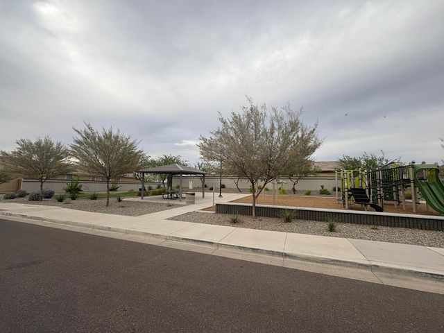1649 W La Mirada Drive, Phoenix, AZ 85041