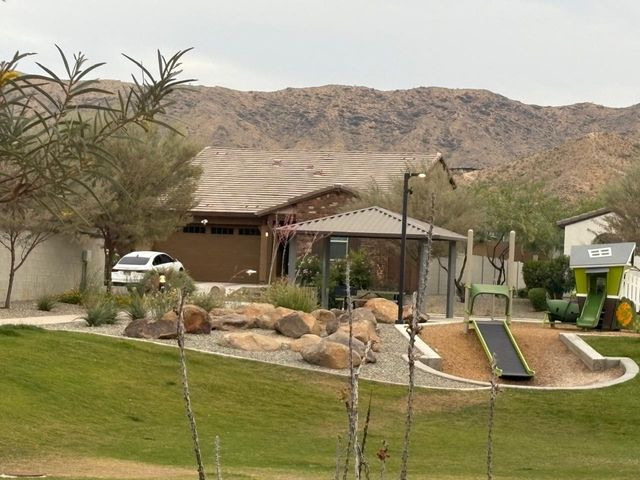 1649 W La Mirada Drive, Phoenix, AZ 85041