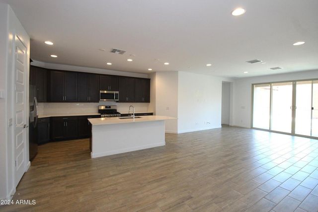 1649 W La Mirada Drive, Phoenix, AZ 85041