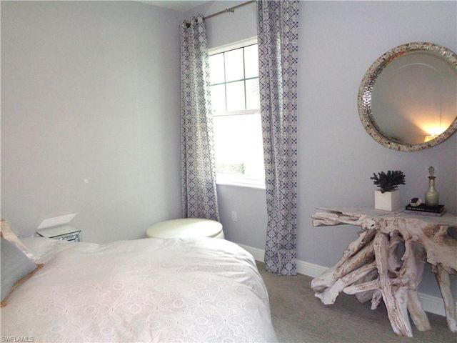 575 El Camino Real 6, Naples, FL 34119