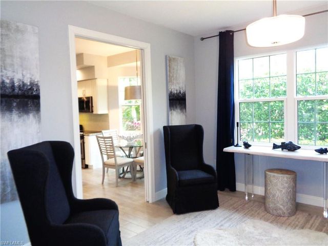 575 El Camino Real 6, Naples, FL 34119