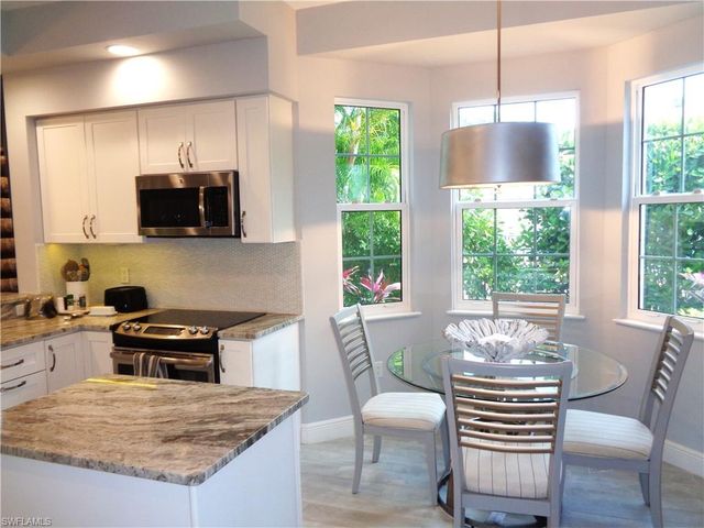 575 El Camino Real 6, Naples, FL 34119