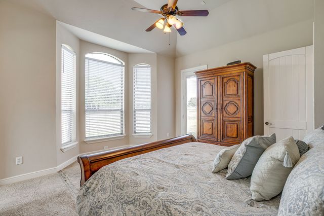 13041 Stacey Valley Drive, Azle, TX 76020