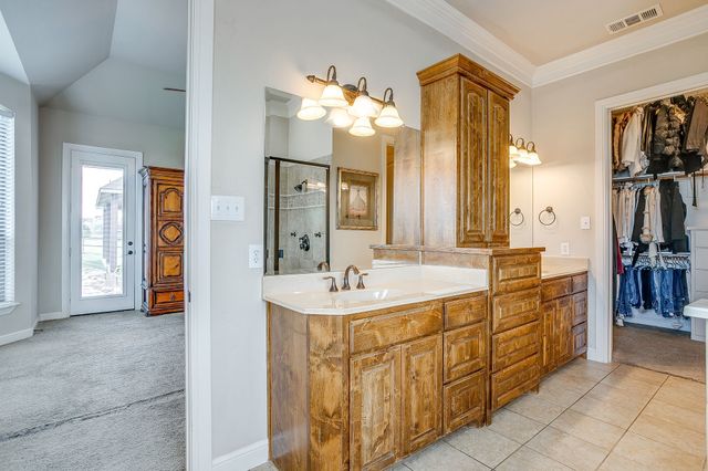 13041 Stacey Valley Drive, Azle, TX 76020