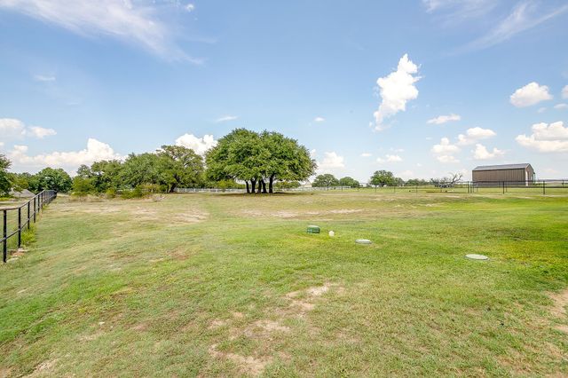13041 Stacey Valley Drive, Azle, TX 76020