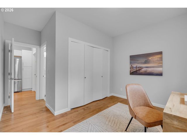 5306 Jean Rd, Lake Oswego, OR 97035