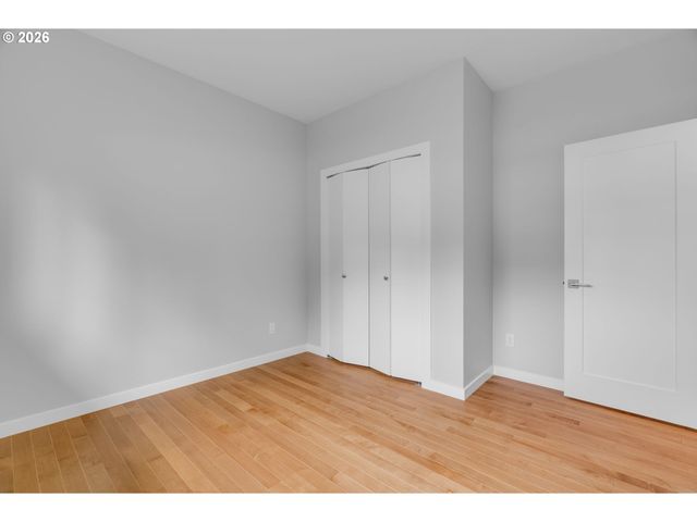 5306 Jean Rd, Lake Oswego, OR 97035