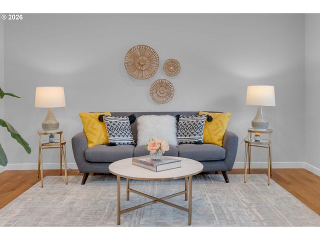 5306 Jean Rd, Lake Oswego, OR 97035