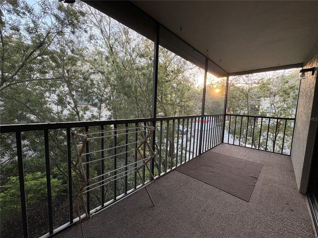 11705 RAINTREE VILLAGE BOULEVARD C, Temple Terrace, FL 33617