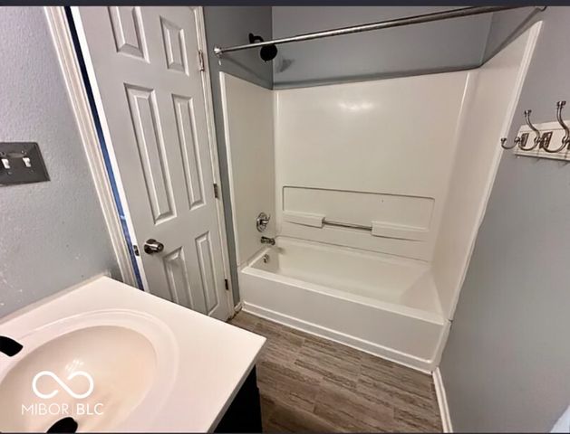 2844 Redland Lane, Indianapolis, IN 46217