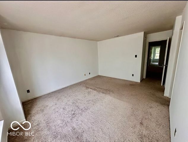 2844 Redland Lane, Indianapolis, IN 46217