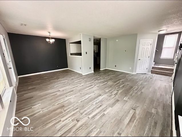 2844 Redland Lane, Indianapolis, IN 46217