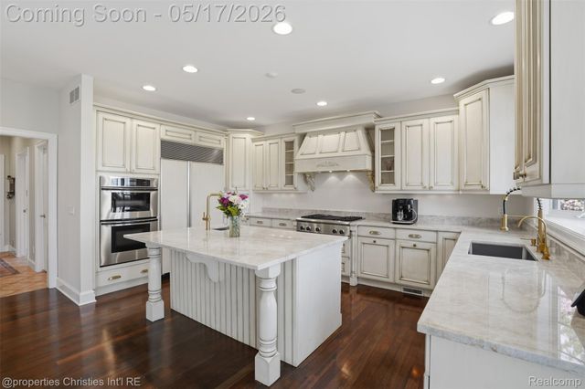 5011 Rockaway Lane, Village Of Clarkston, MI 48348