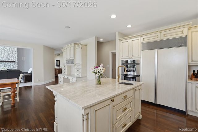 5011 Rockaway Lane, Village Of Clarkston, MI 48348