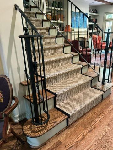 7 Hudson Circle, Houston, TX 77024