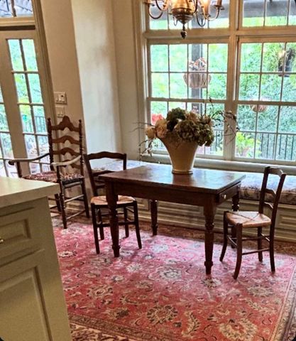 7 Hudson Circle, Houston, TX 77024