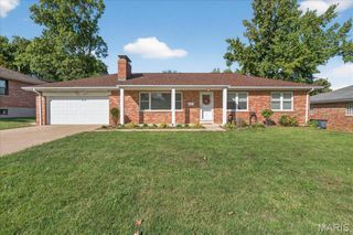 8315 Maylor Drive, Affton, MO 63123