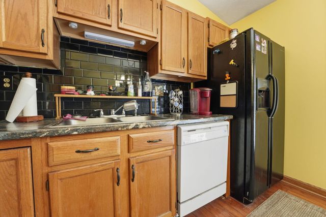 1089 Esther Drive, Columbus, OH 43207