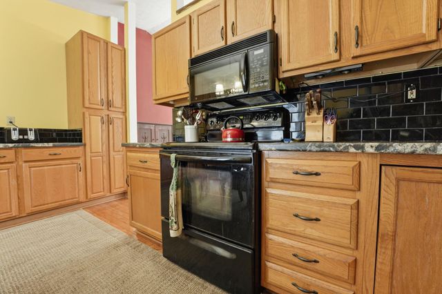 1089 Esther Drive, Columbus, OH 43207