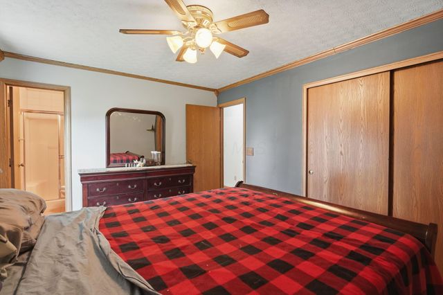 1089 Esther Drive, Columbus, OH 43207