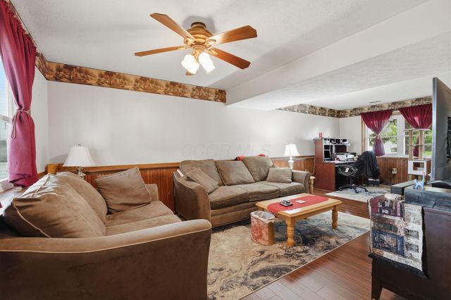 1089 Esther Drive, Columbus, OH 43207