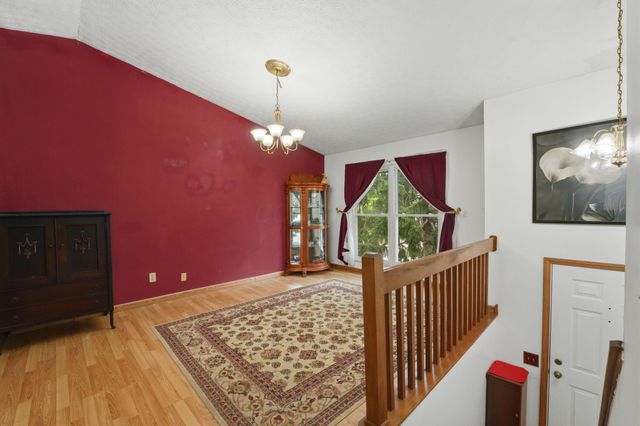1089 Esther Drive, Columbus, OH 43207