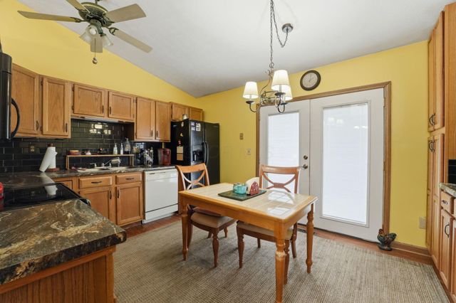 1089 Esther Drive, Columbus, OH 43207