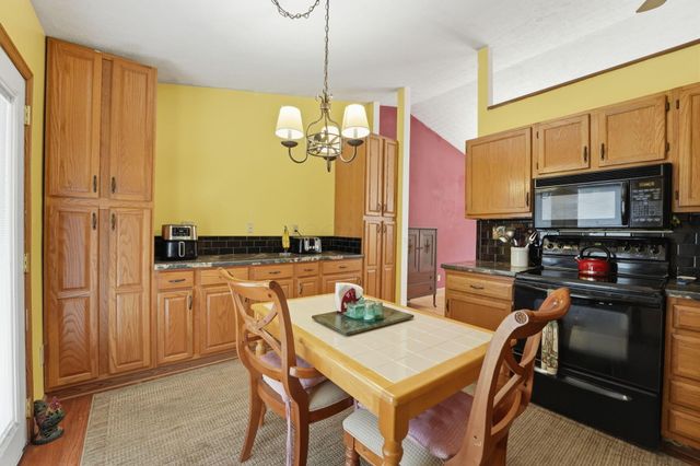 1089 Esther Drive, Columbus, OH 43207