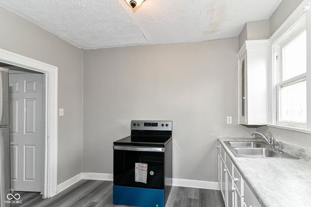 3041 Broadway Street, Indianapolis, IN 46205