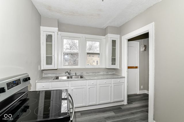 3041 Broadway Street, Indianapolis, IN 46205